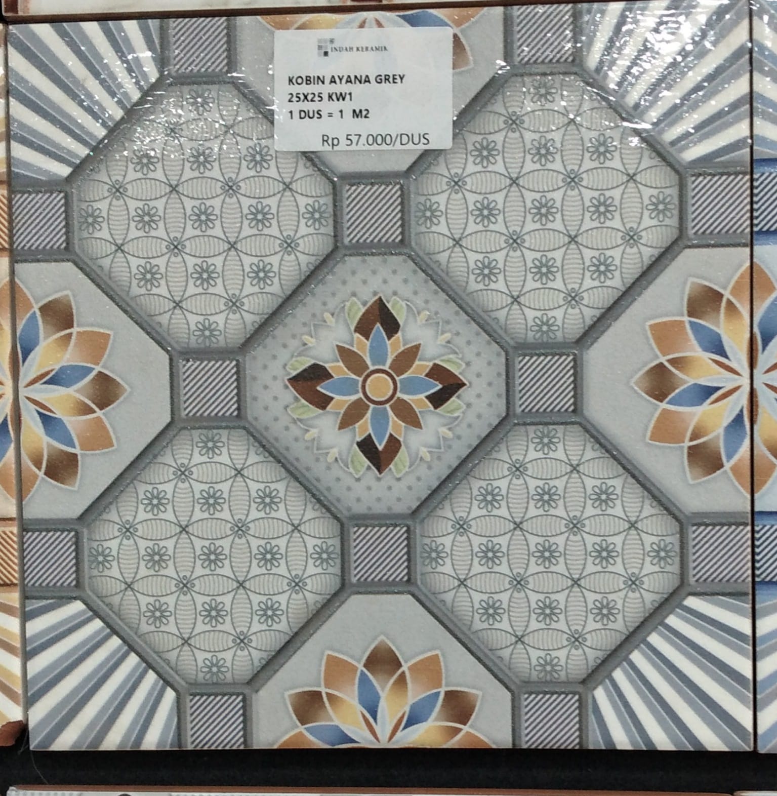 Kobin Ayana Grey 25x25